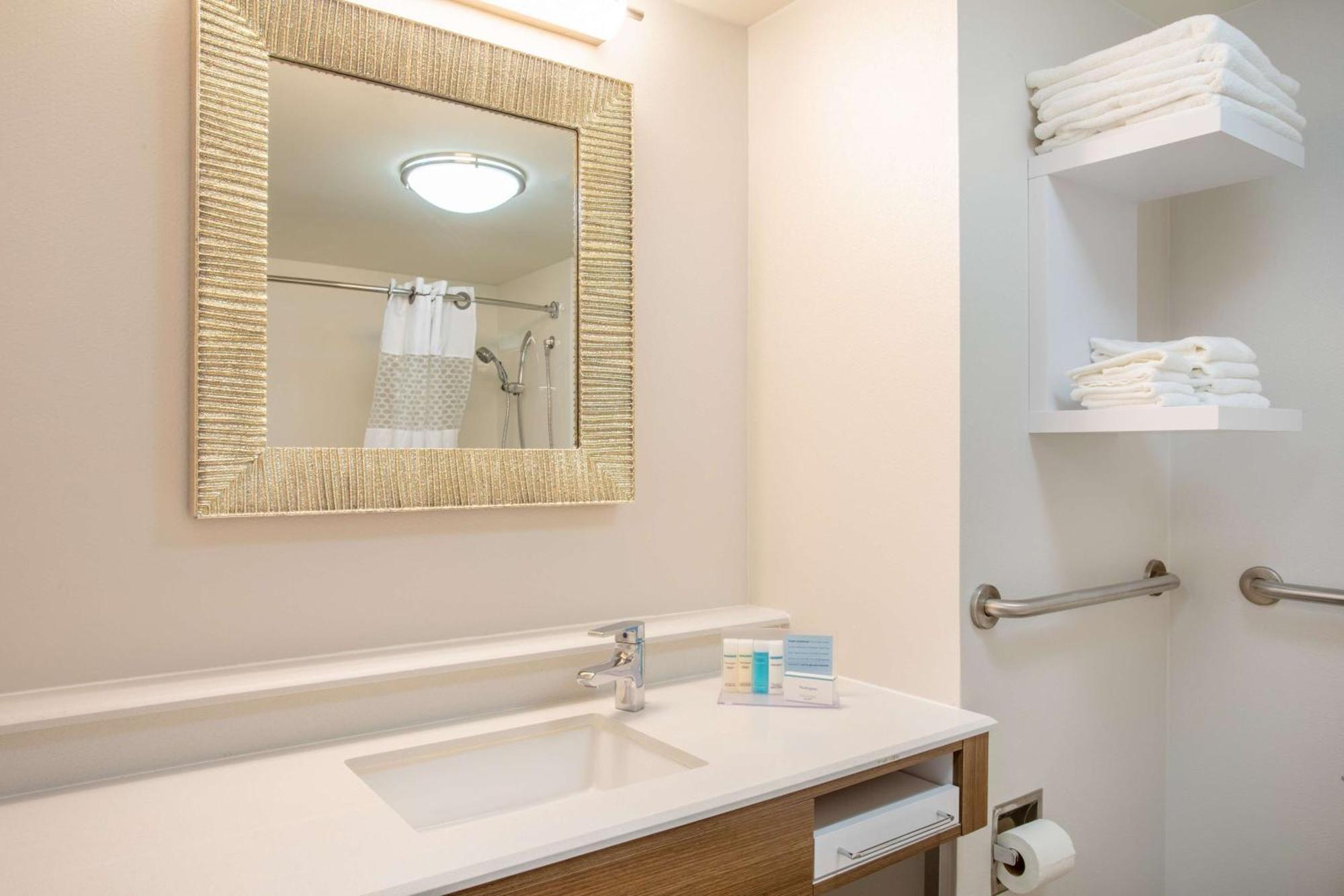 Hampton Inn Фішкілл Екстер'єр фото
