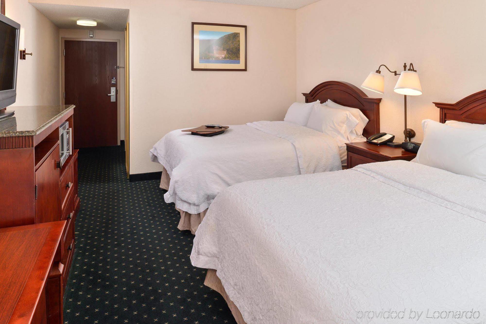 Hampton Inn Фішкілл Екстер'єр фото