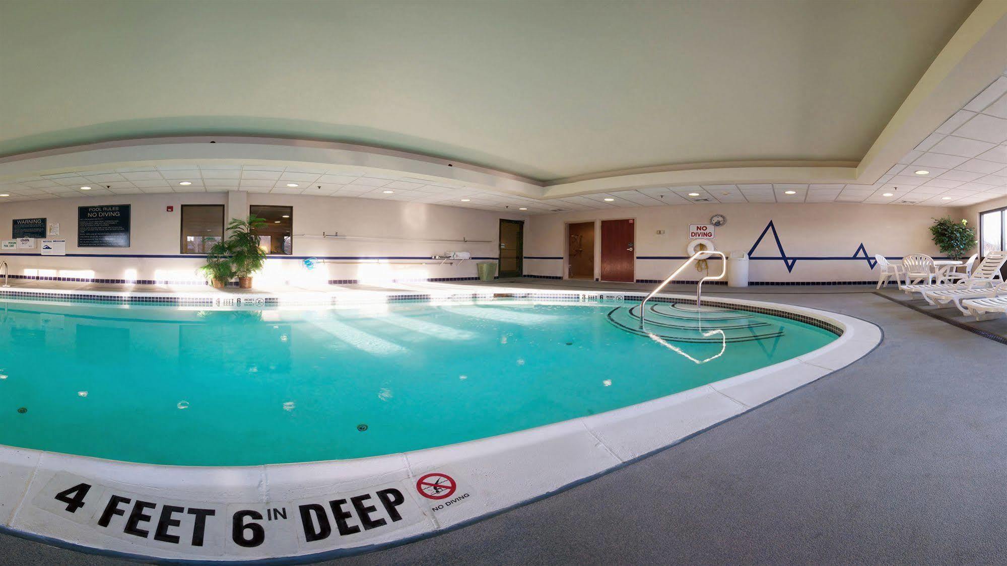 Hampton Inn Фішкілл Екстер'єр фото