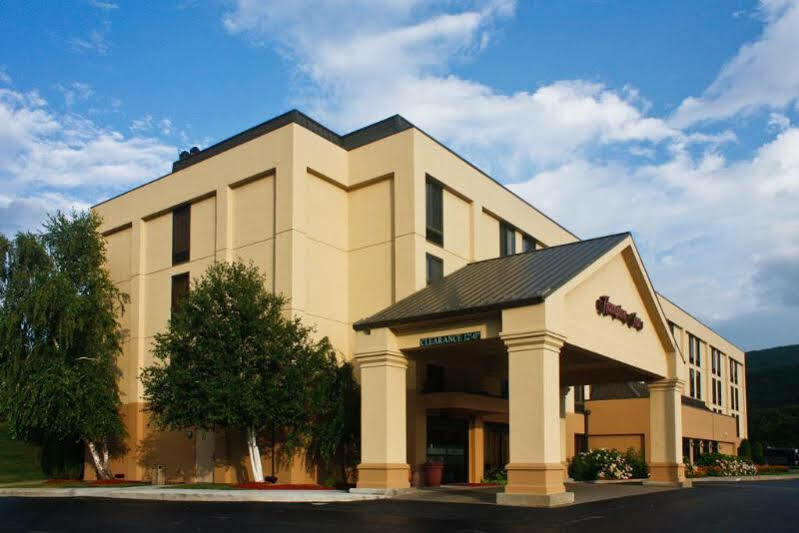 Hampton Inn Фішкілл Екстер'єр фото