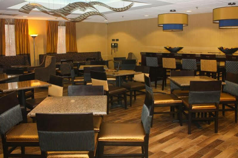 Hampton Inn Фішкілл Екстер'єр фото